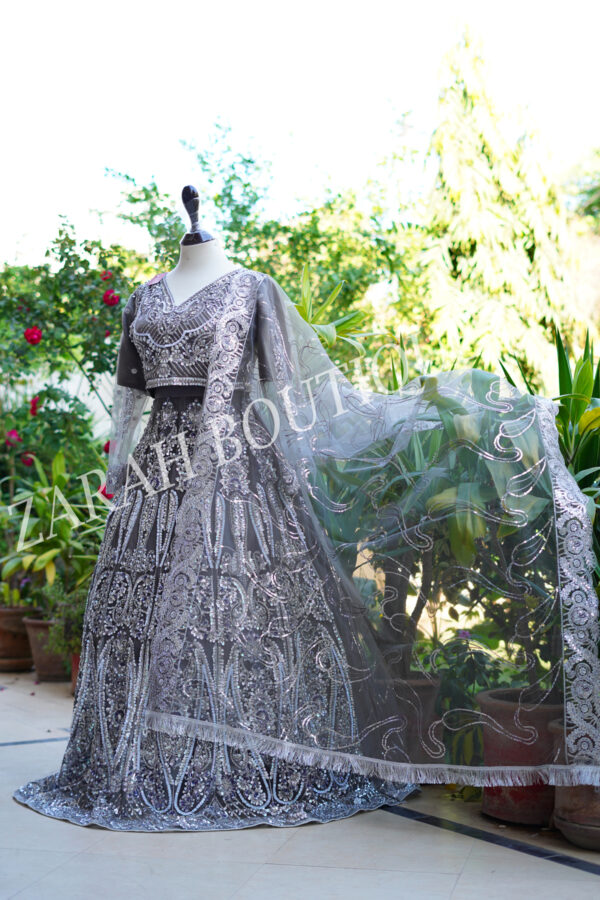 Metallic Elegance- Moon-2832